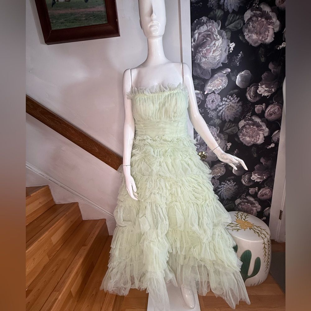 Mac Duggal Tiered Strapless Tulle A-Line High-Low Gown/ size 8 - Picture 6 of 10